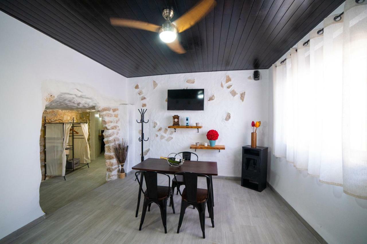 Casa Rural Las Colmenas Alcala del Jucar Ngoại thất bức ảnh